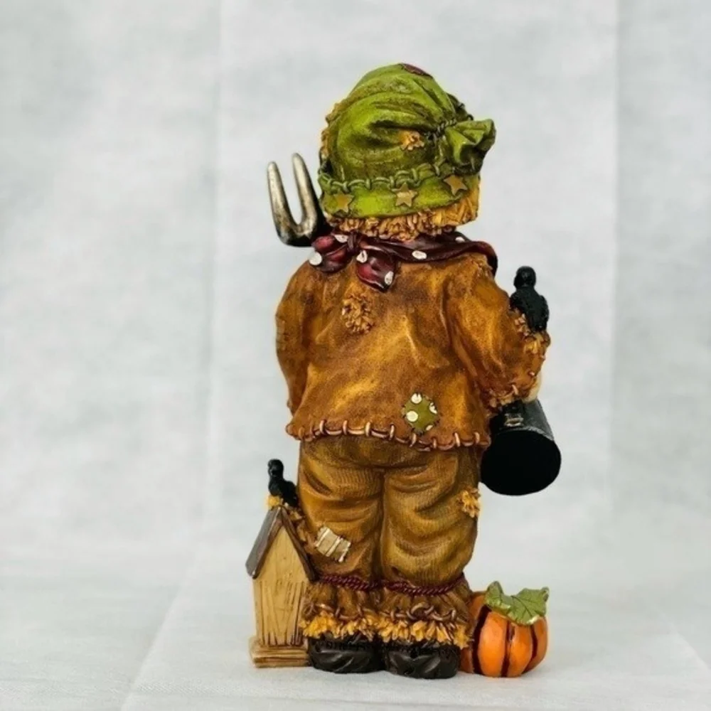 Outdoor Resin Sculpture Garden Statue 11